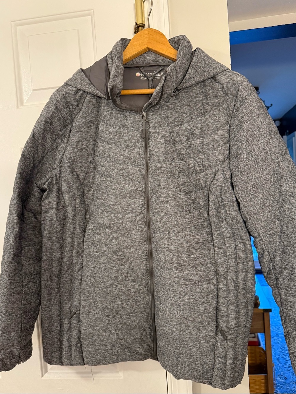 Women's Gray Hooded Puffer Jacket - Lightweight Insulated